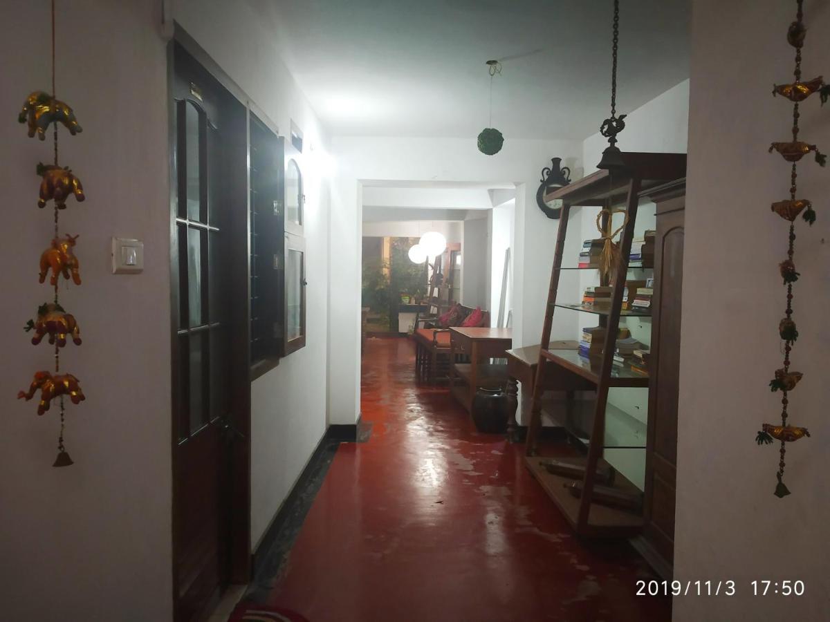 ホテルSpice Holidays Kochi エクステリア 写真